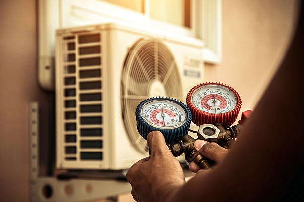 Professional Hvac technician working in Germantown, WI